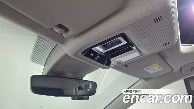 Volkswagen Golf 2023 — photo 29