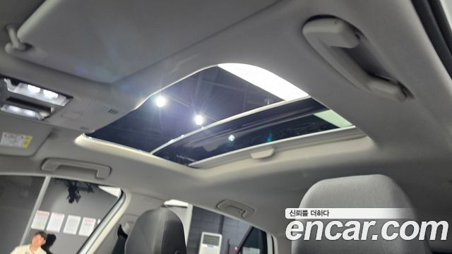 Volkswagen Golf 2023 — photo 30