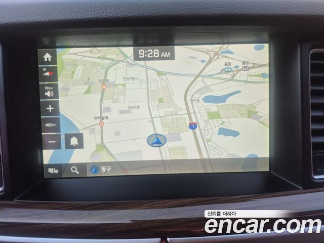 Genesis G80 2017 — photo 10