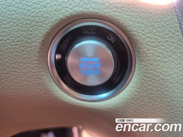 Genesis G80 2017 — photo 12