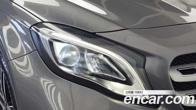 Mercedes-Benz GLA-Class 2019 — photo 8