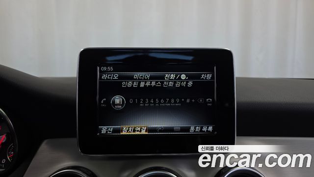 Mercedes-Benz GLA-Class 2019 — photo 31