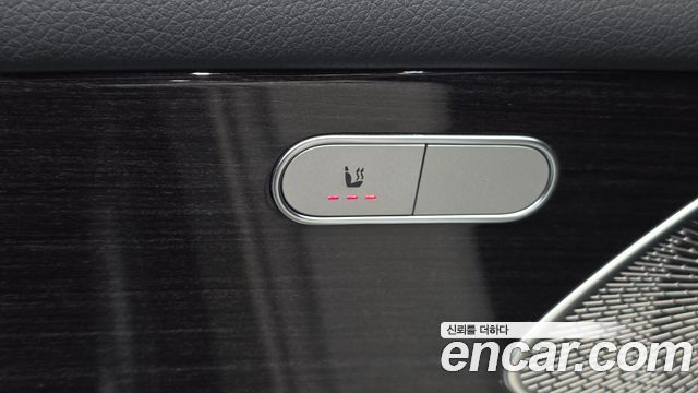 Mercedes-Benz GLE-Class 2023 — photo 34