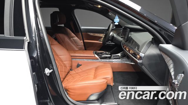 BMW 7-Series 2025 — photo 13