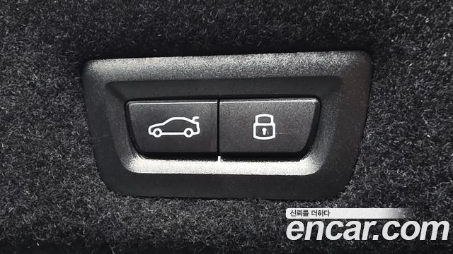 BMW 7-Series 2025 — photo 30