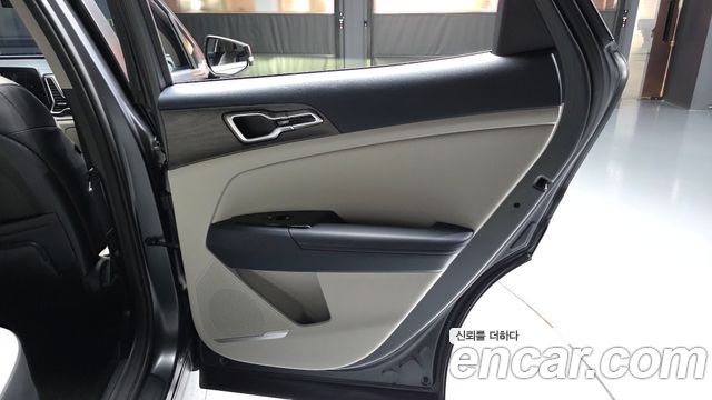 Kia Sportage 2022 — photo 15