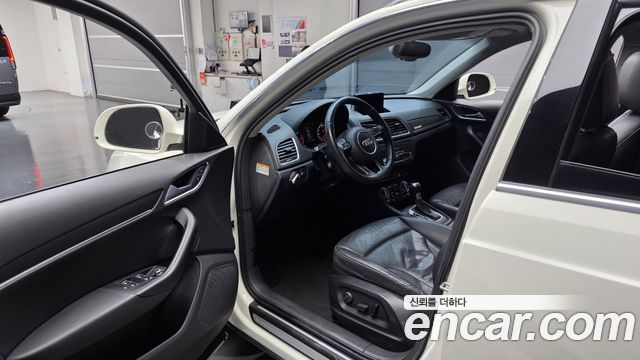 Audi Q3 2014 — photo 10