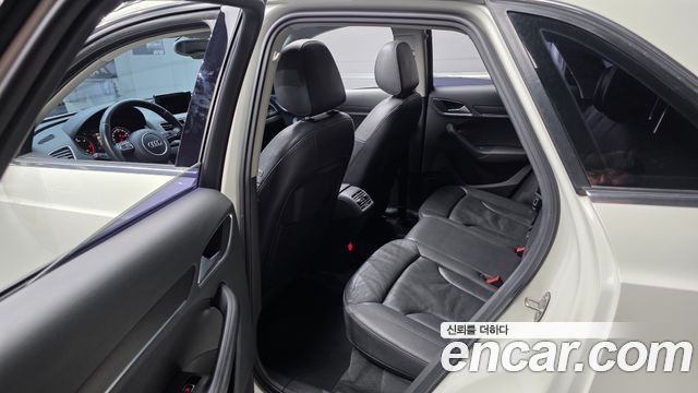 Audi Q3 2014 — photo 11