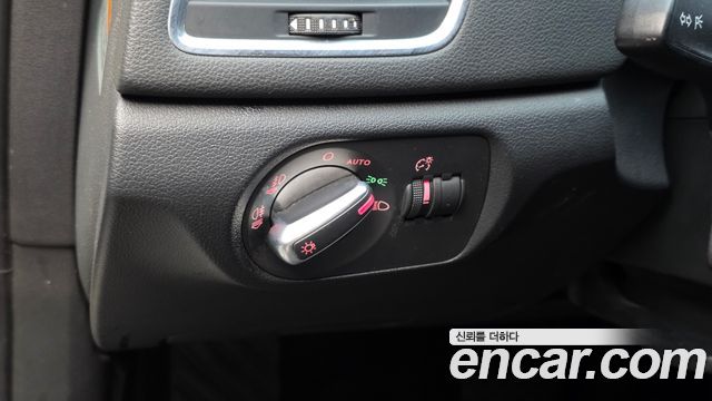 Audi Q3 2014 — photo 17