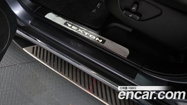KG Mobility Rexton 2013 — photo 23