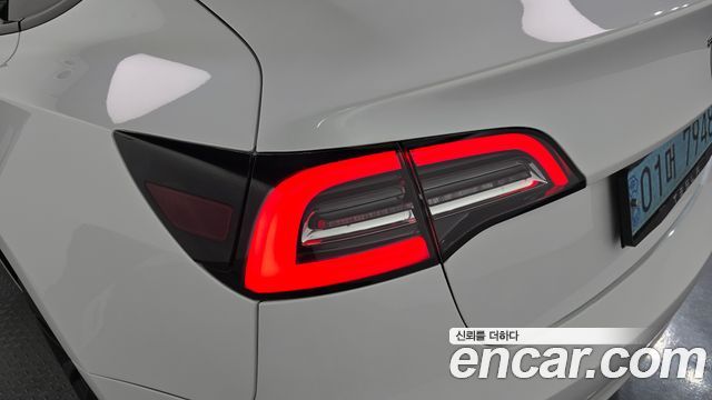 Tesla Model 3 2022 — photo 9