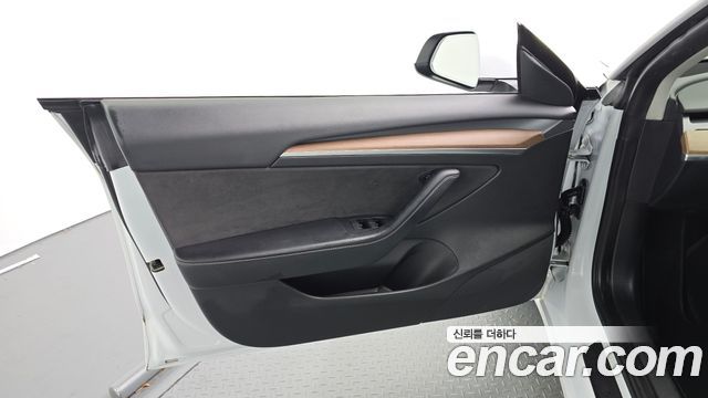 Tesla Model 3 2022 — photo 14