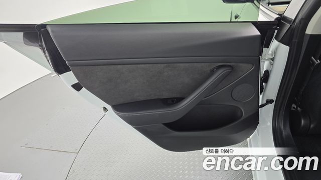 Tesla Model 3 2022 — photo 15