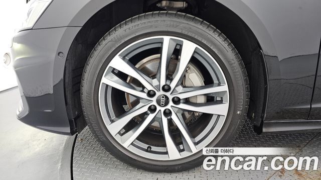 Audi A6 2021 — photo 5