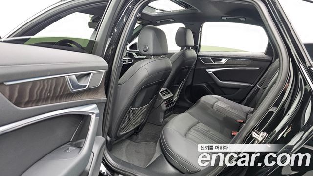 Audi A6 2021 — photo 18