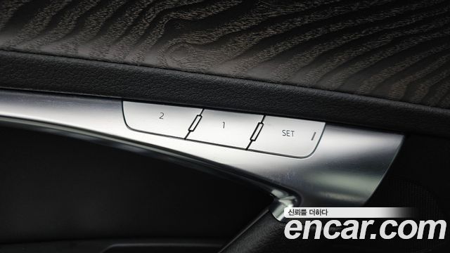 Audi A6 2021 — photo 26