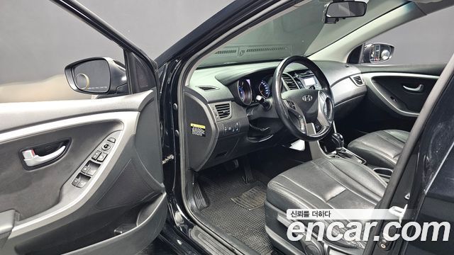 Hyundai i30 2016 — photo 10