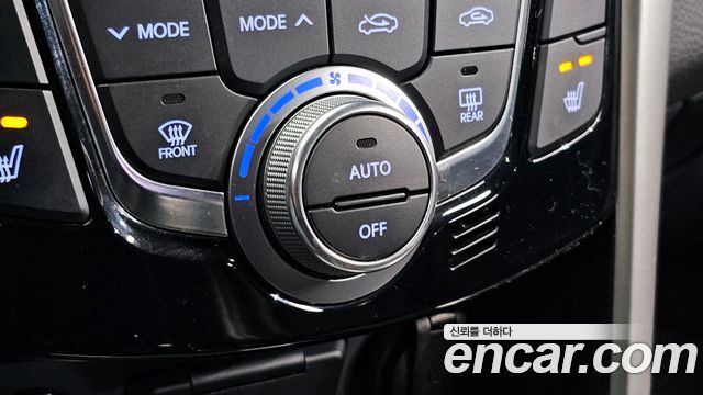 Hyundai i30 2016 — photo 16