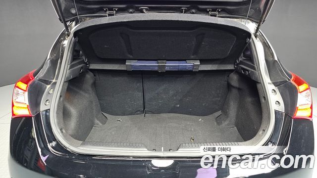 Hyundai i30 2016 — photo 20