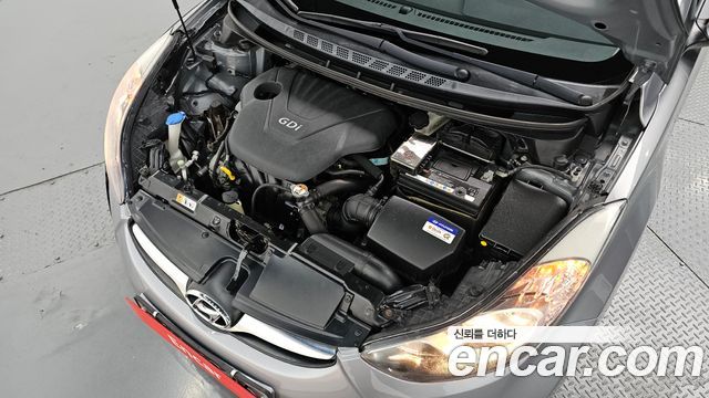 Hyundai AVANTE 2014 — photo 6