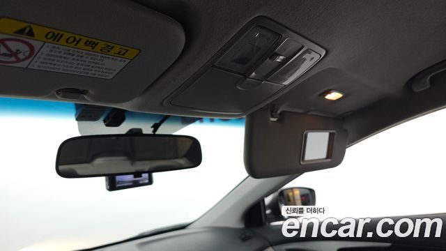 Hyundai AVANTE 2014 — photo 26