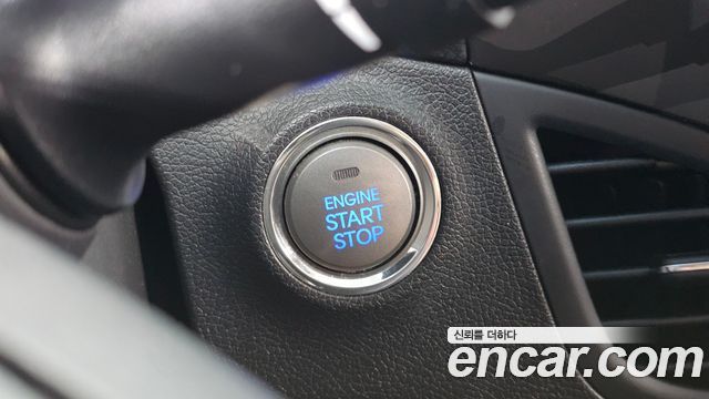 Hyundai AVANTE 2014 — photo 27