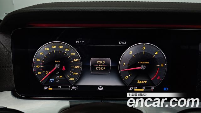 Mercedes-Benz CLS-Class 2019 — photo 8