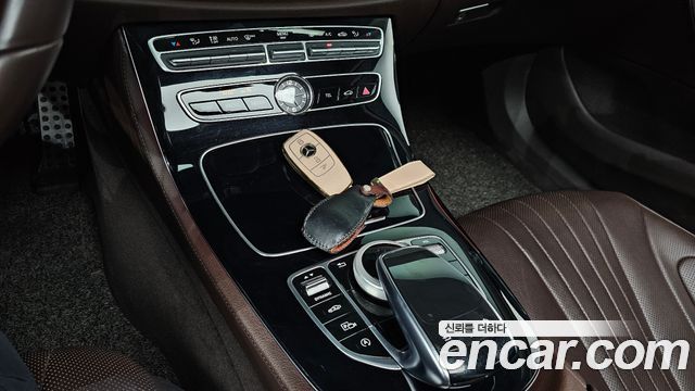 Mercedes-Benz CLS-Class 2019 — photo 18