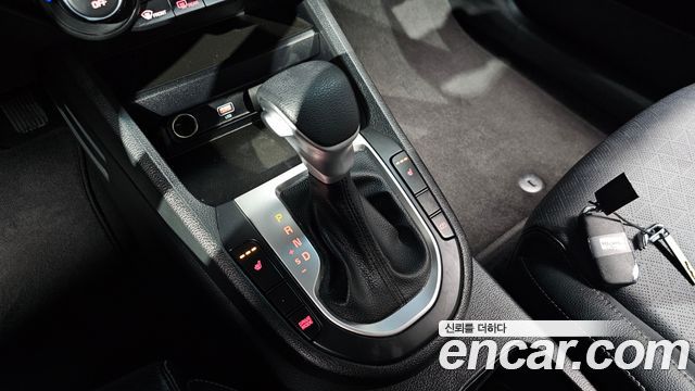 Kia K3 2023 — photo 12