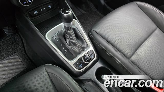 Hyundai Venue 2025 — photo 12
