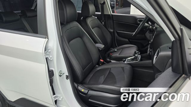 Hyundai Venue 2025 — photo 18