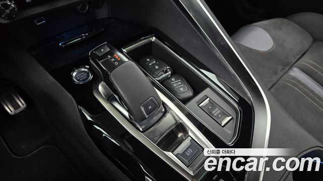 Peugeot 3008 2021 — photo 12