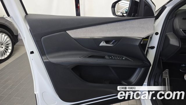 Peugeot 3008 2021 — photo 14