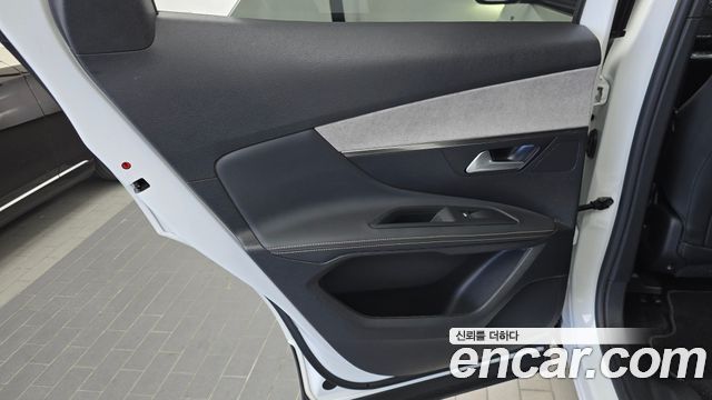 Peugeot 3008 2021 — photo 15