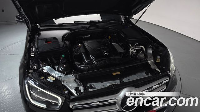 Mercedes-Benz GLC-Class 2021 — photo 6