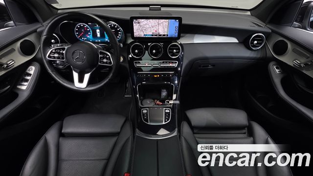Mercedes-Benz GLC-Class 2021 — photo 10