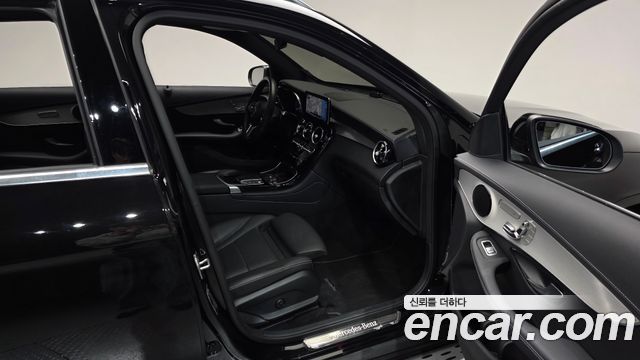 Mercedes-Benz GLC-Class 2021 — photo 17