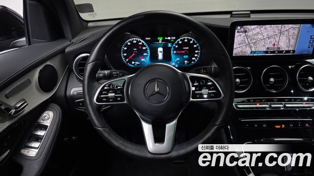 Mercedes-Benz GLC-Class 2021 — photo 19