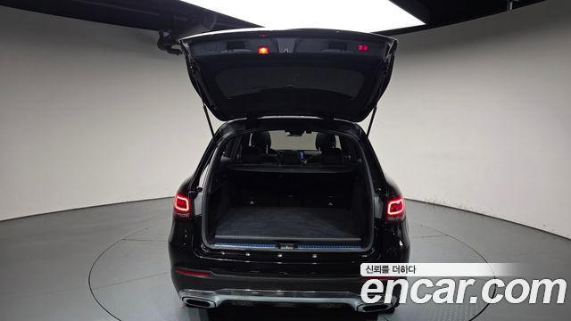 Mercedes-Benz GLC-Class 2021 — photo 26