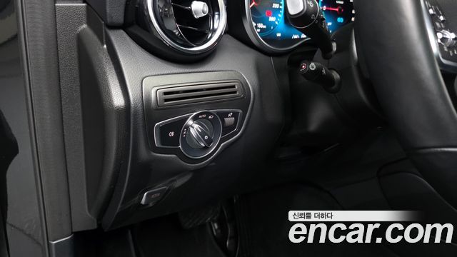 Mercedes-Benz GLC-Class 2021 — photo 29
