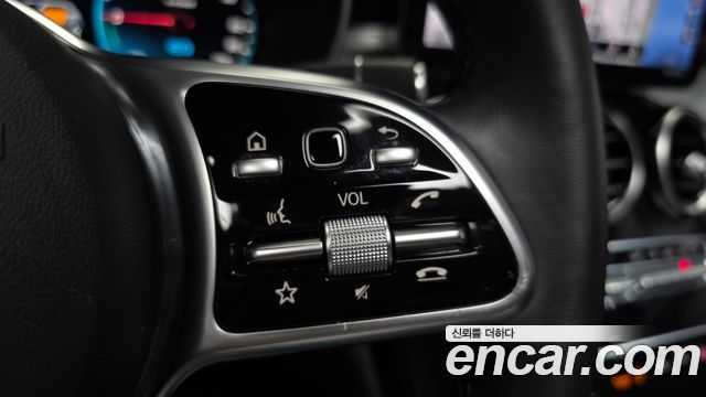 Mercedes-Benz GLC-Class 2021 — photo 32
