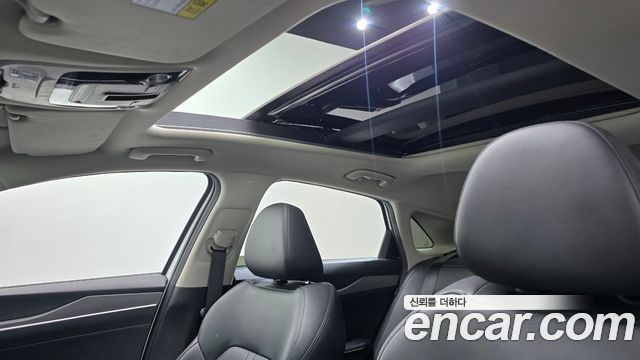 Kia K5 2020 — photo 24