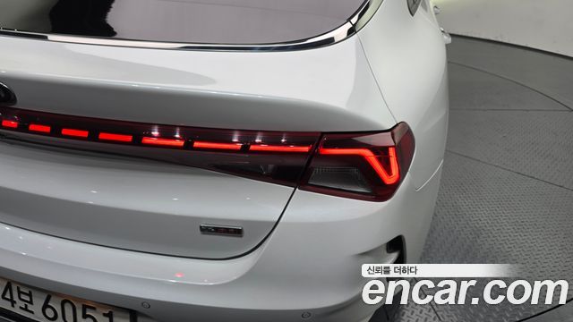 Kia K5 2020 — photo 9