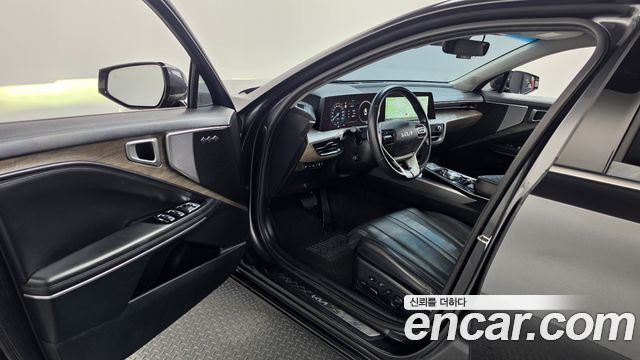 Kia K8 2022 — photo 13