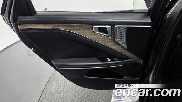 Kia K8 2022 — photo 15