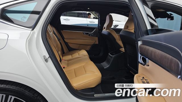 Volvo S90 2022 — photo 12