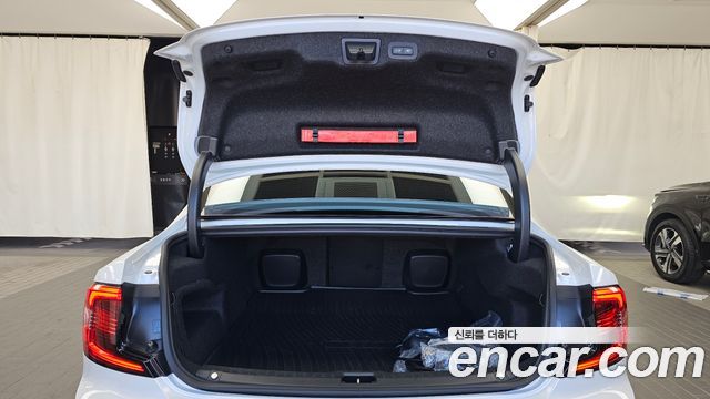 Volvo S90 2022 — photo 20