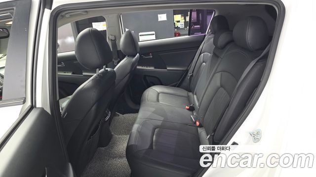 Kia Sportage 2014 — photo 11