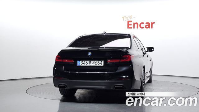 BMW 5-Series 2017 — photo 4