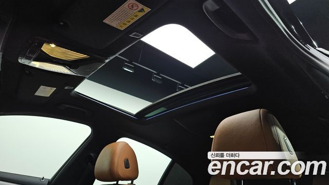 BMW 5-Series 2017 — photo 24